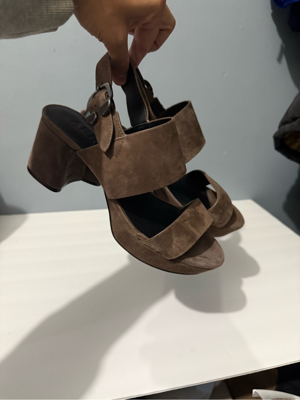 Aerosoles Taupe Suede Platform Wedge Sandals Y2K Boho 70s Size 8.5